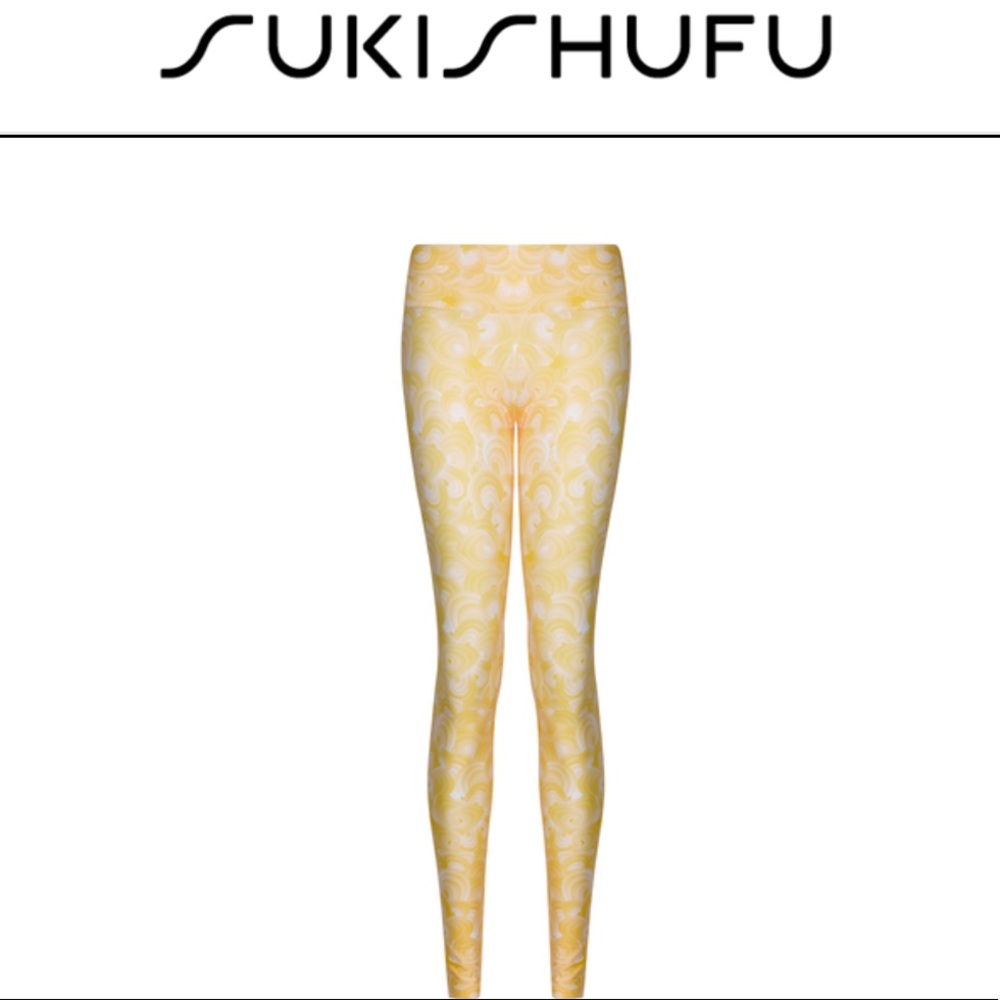 Yellow SukiShufu leatherback leggings